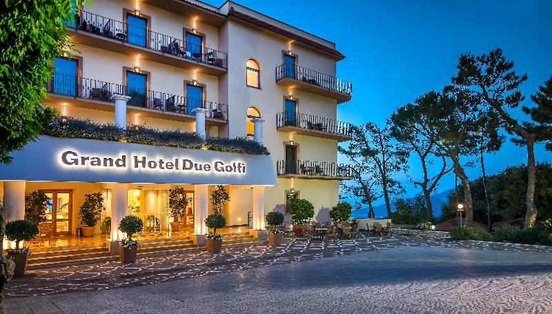 Grand Hotel Due Golfi SantʼAgata sui Due Golfi المظهر الخارجي الصورة