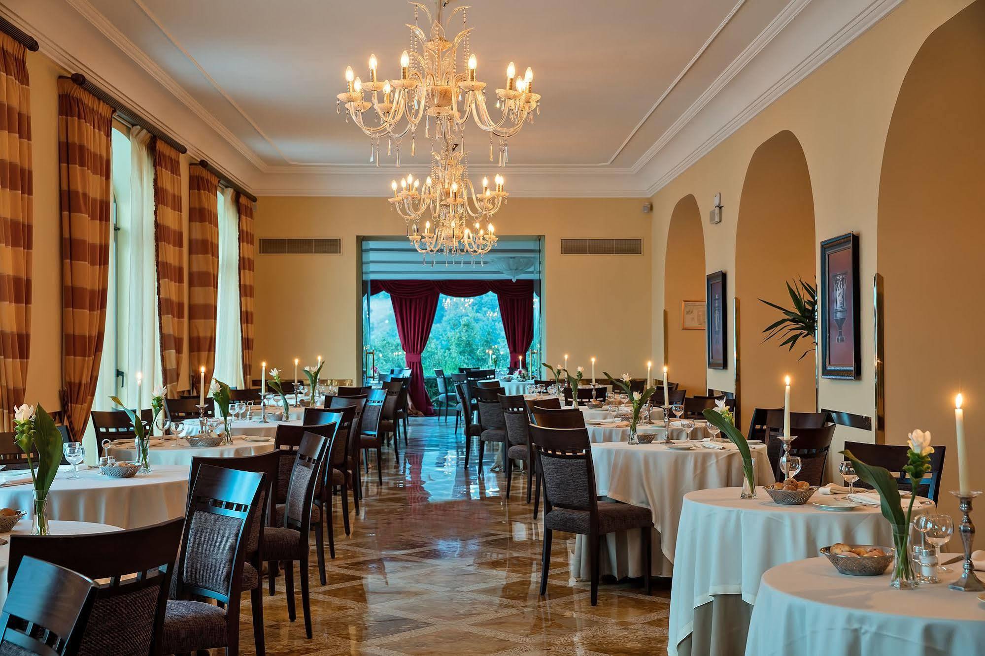 Grand Hotel Due Golfi SantʼAgata sui Due Golfi المظهر الخارجي الصورة
