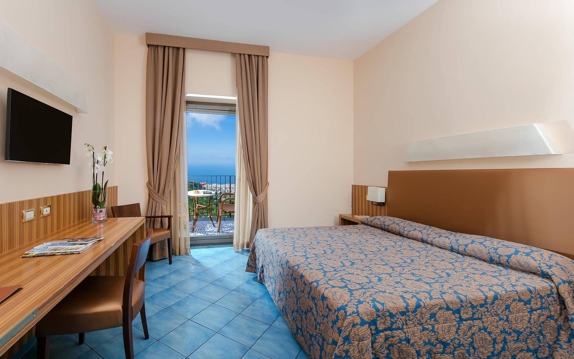 Grand Hotel Due Golfi SantʼAgata sui Due Golfi المظهر الخارجي الصورة