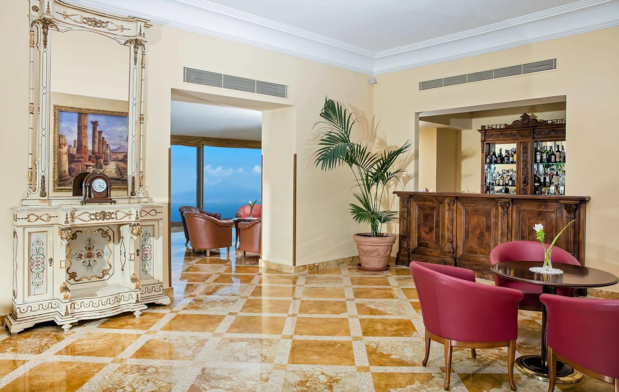 Grand Hotel Due Golfi SantʼAgata sui Due Golfi المظهر الخارجي الصورة