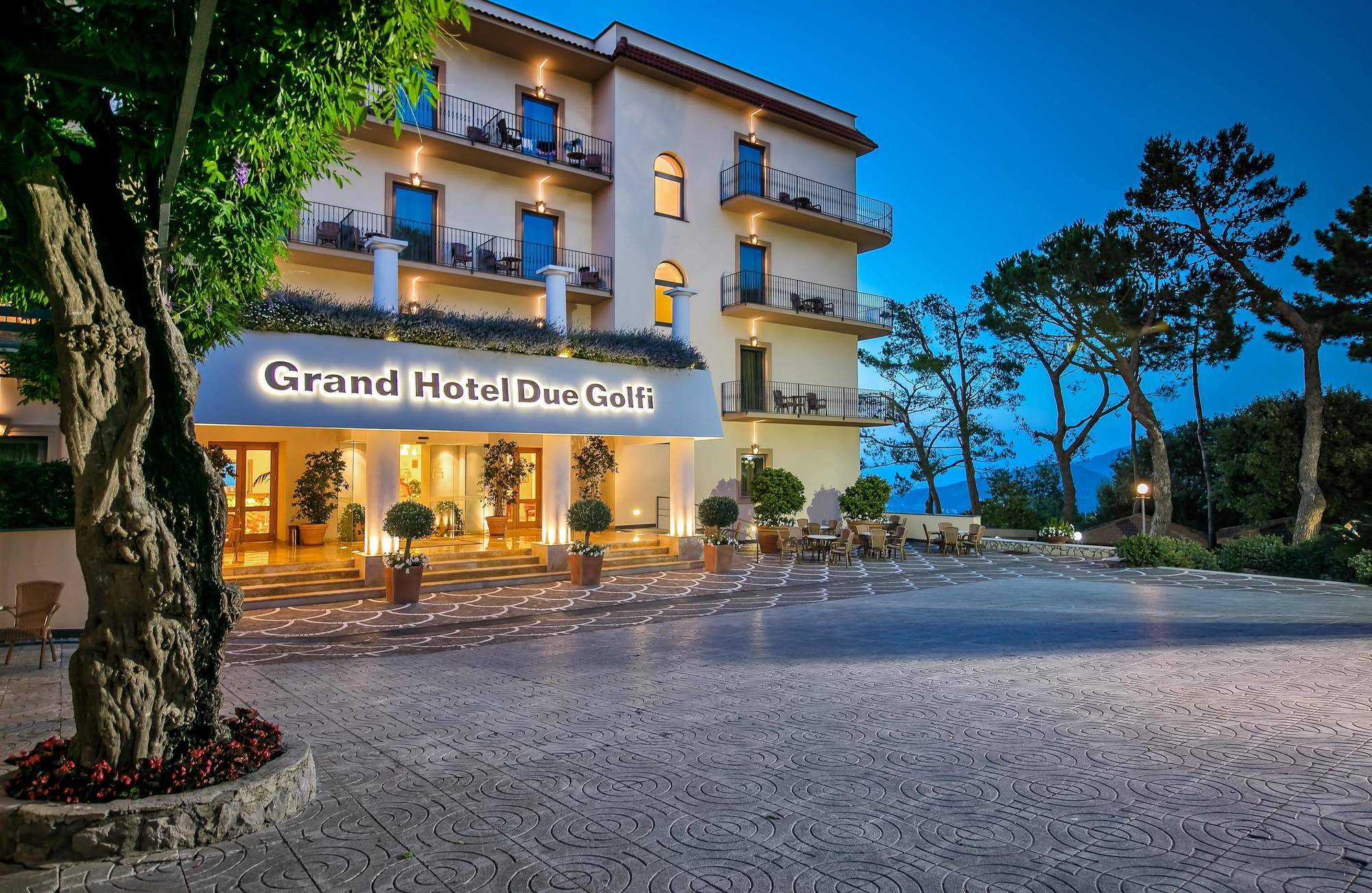 Grand Hotel Due Golfi SantʼAgata sui Due Golfi المظهر الخارجي الصورة